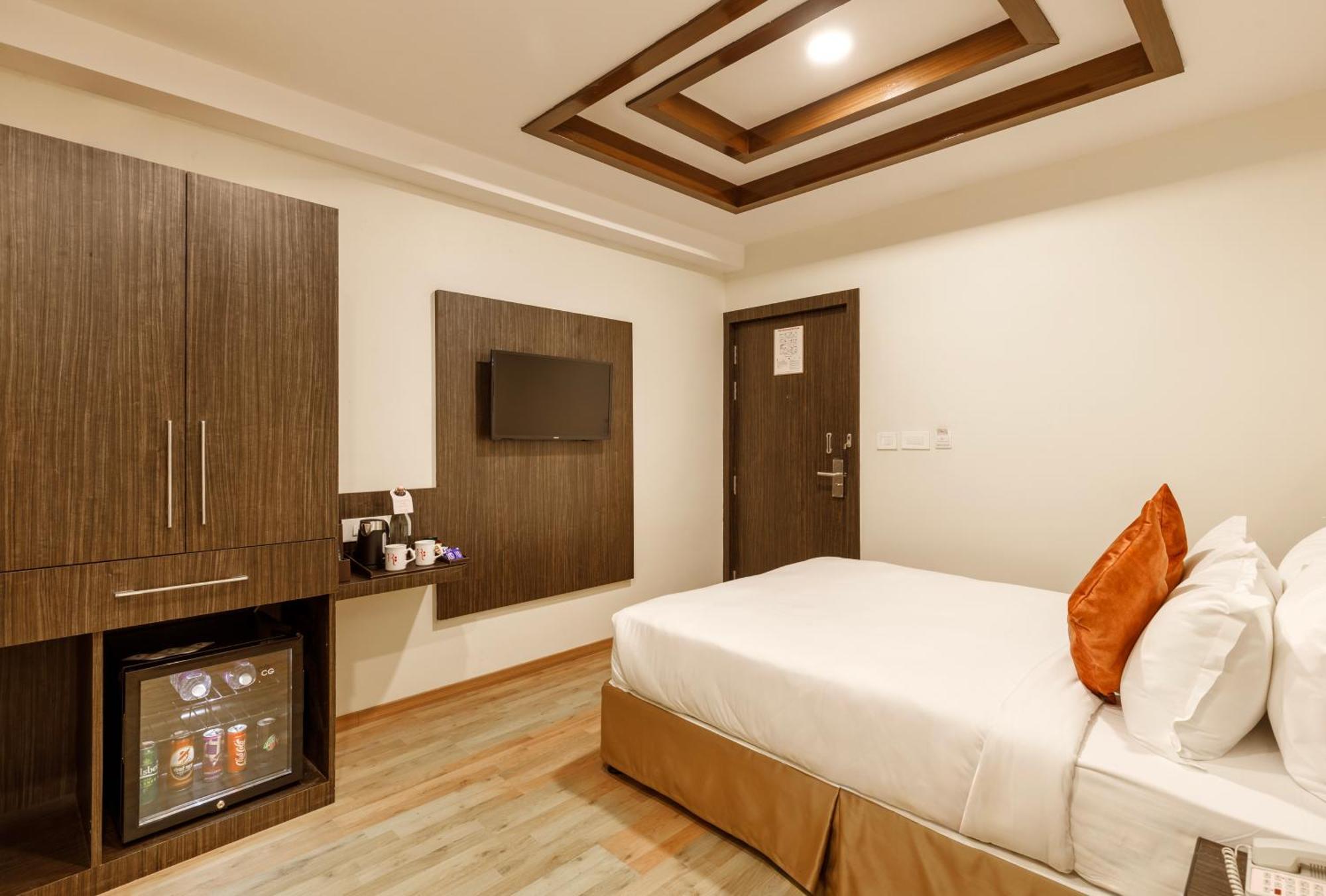 Hotel Sabrina, Kathmandu Κατμαντού Εξωτερικό φωτογραφία