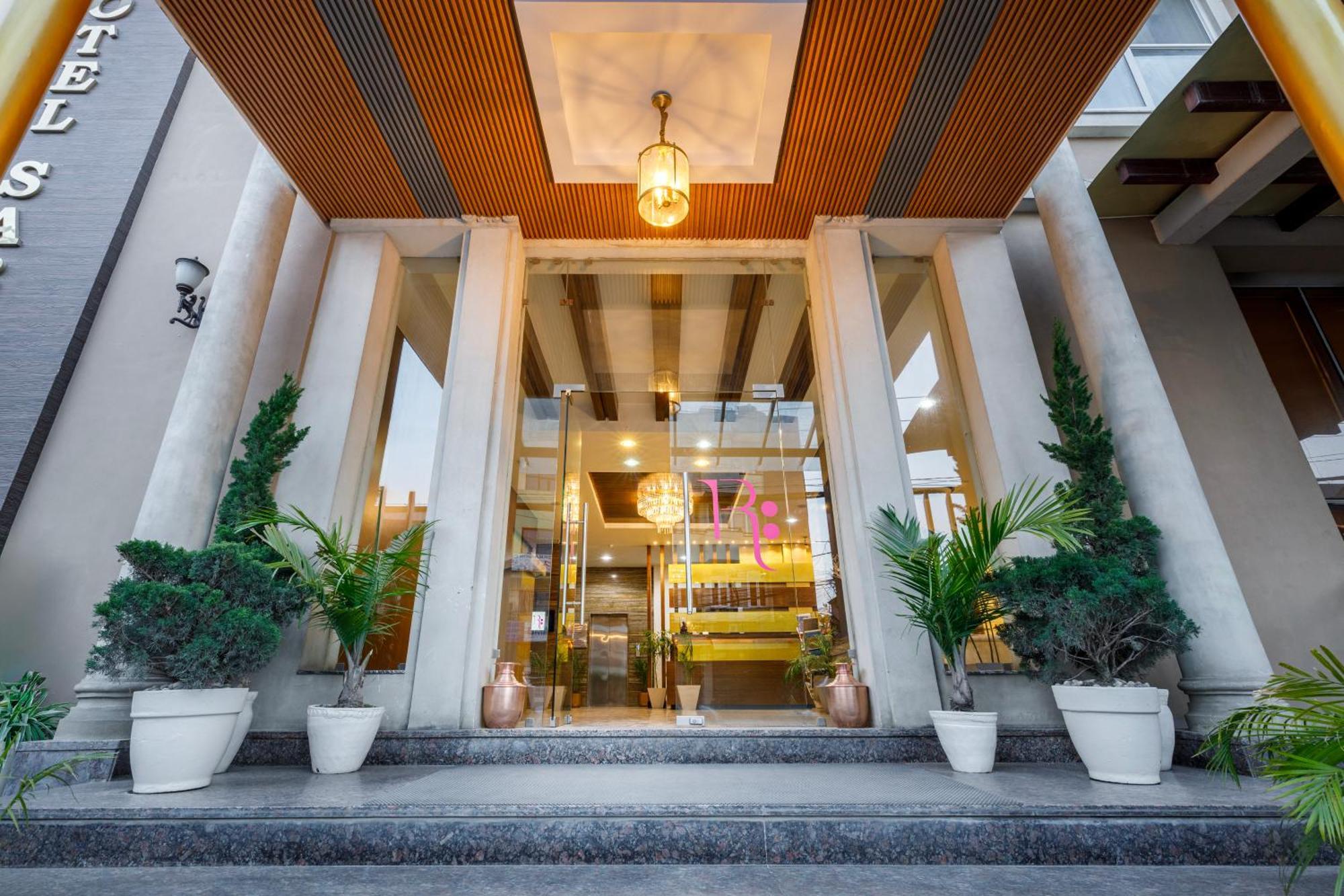 Hotel Sabrina, Kathmandu Κατμαντού Εξωτερικό φωτογραφία